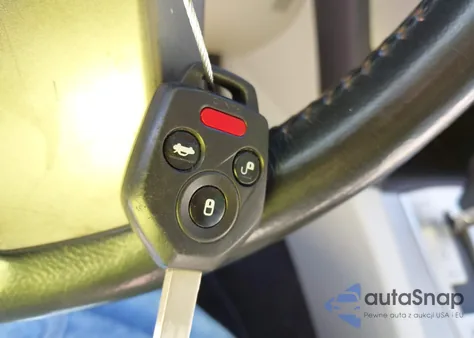 2011 Subaru Outback 2.5I Limited from USA, damaged, VIN 4S4BRBKC4B3428412